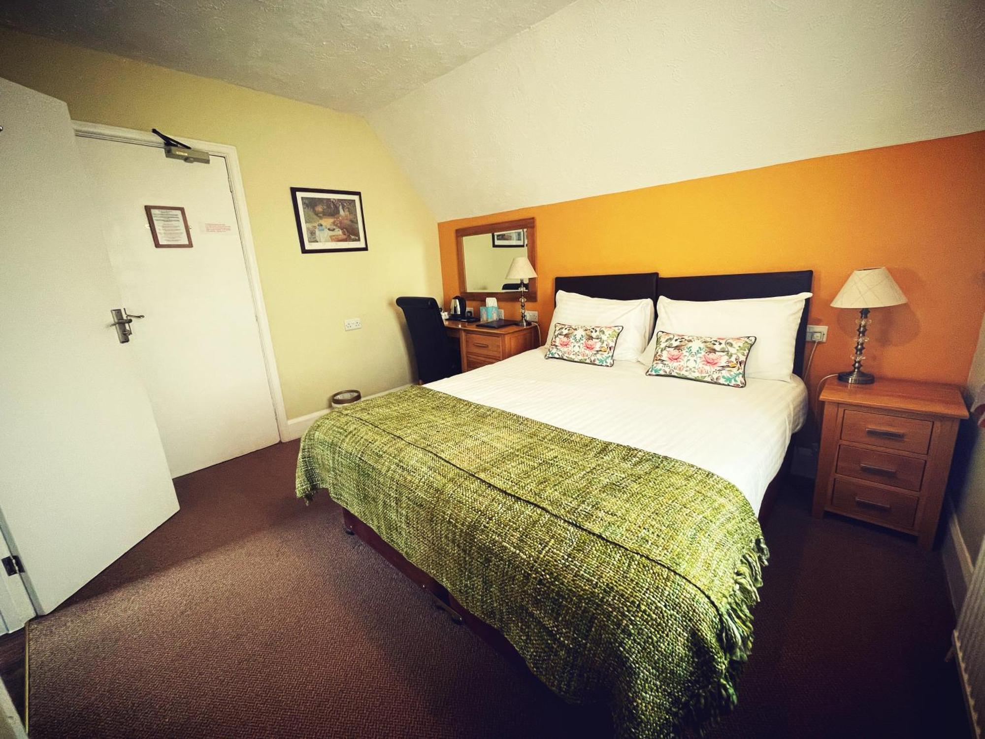 The Robin Hill Bed & Breakfast Torquay Ngoại thất bức ảnh