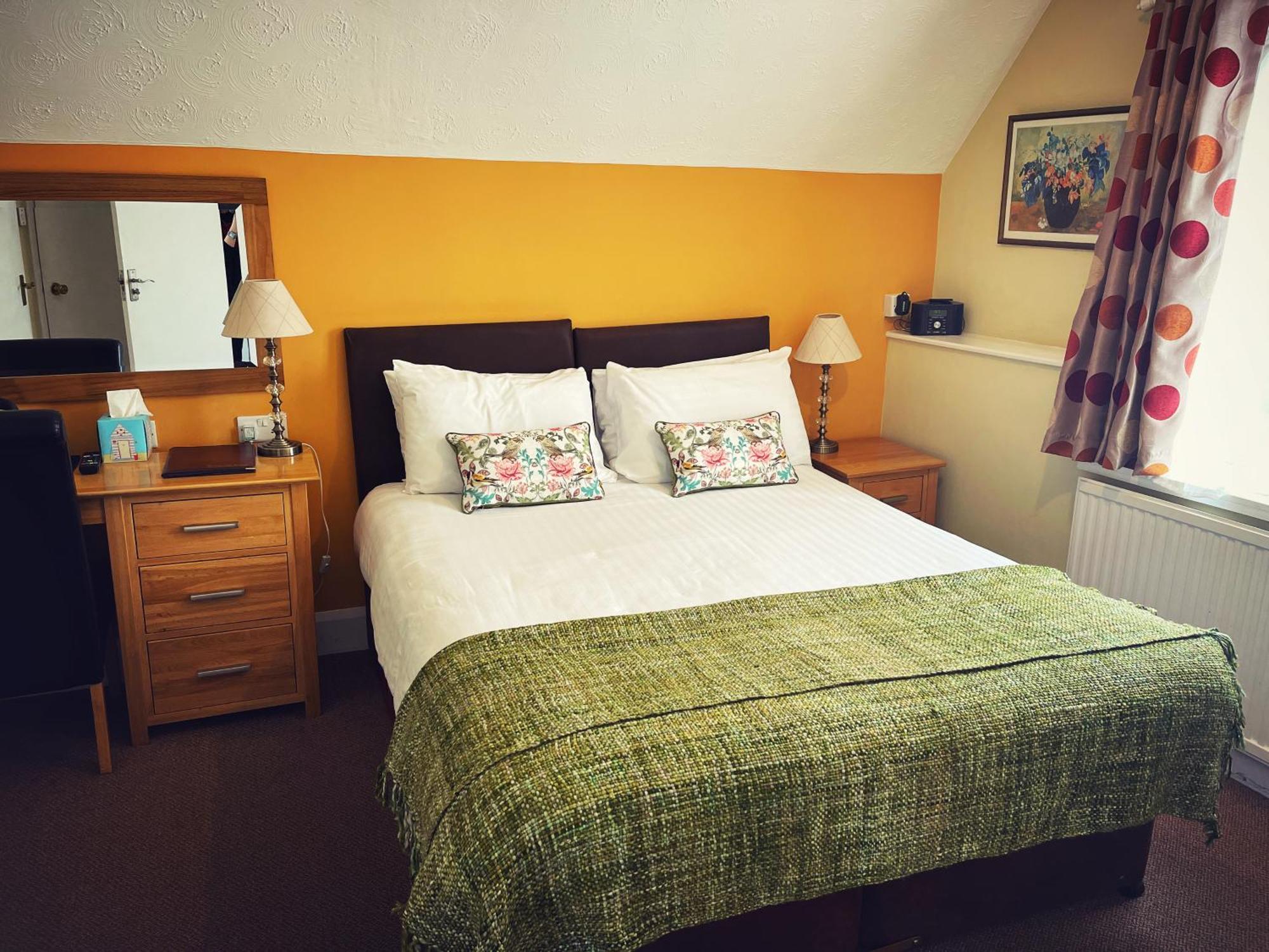 The Robin Hill Bed & Breakfast Torquay Ngoại thất bức ảnh