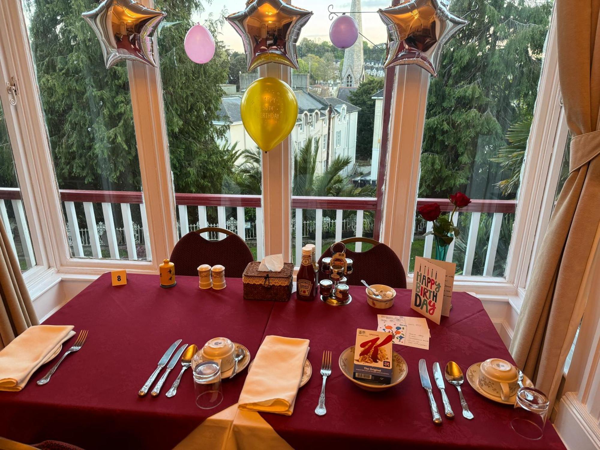 The Robin Hill Bed & Breakfast Torquay Ngoại thất bức ảnh